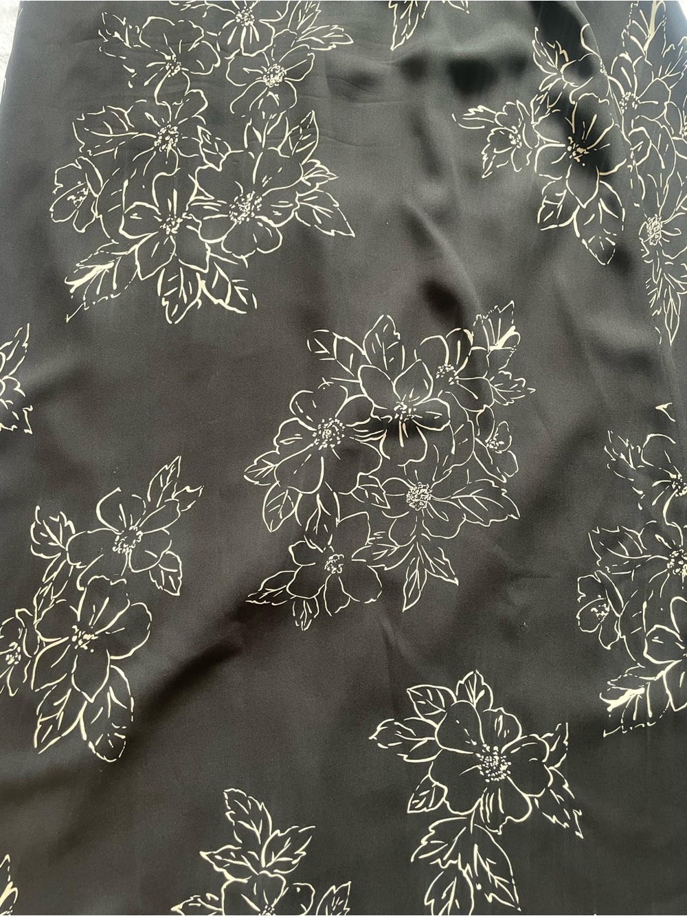 Vintage 100% Silk Black Floral Print Maxi Skirt Sz 12 L Flowy Whimsigoth Boho - Picture 3 of 7